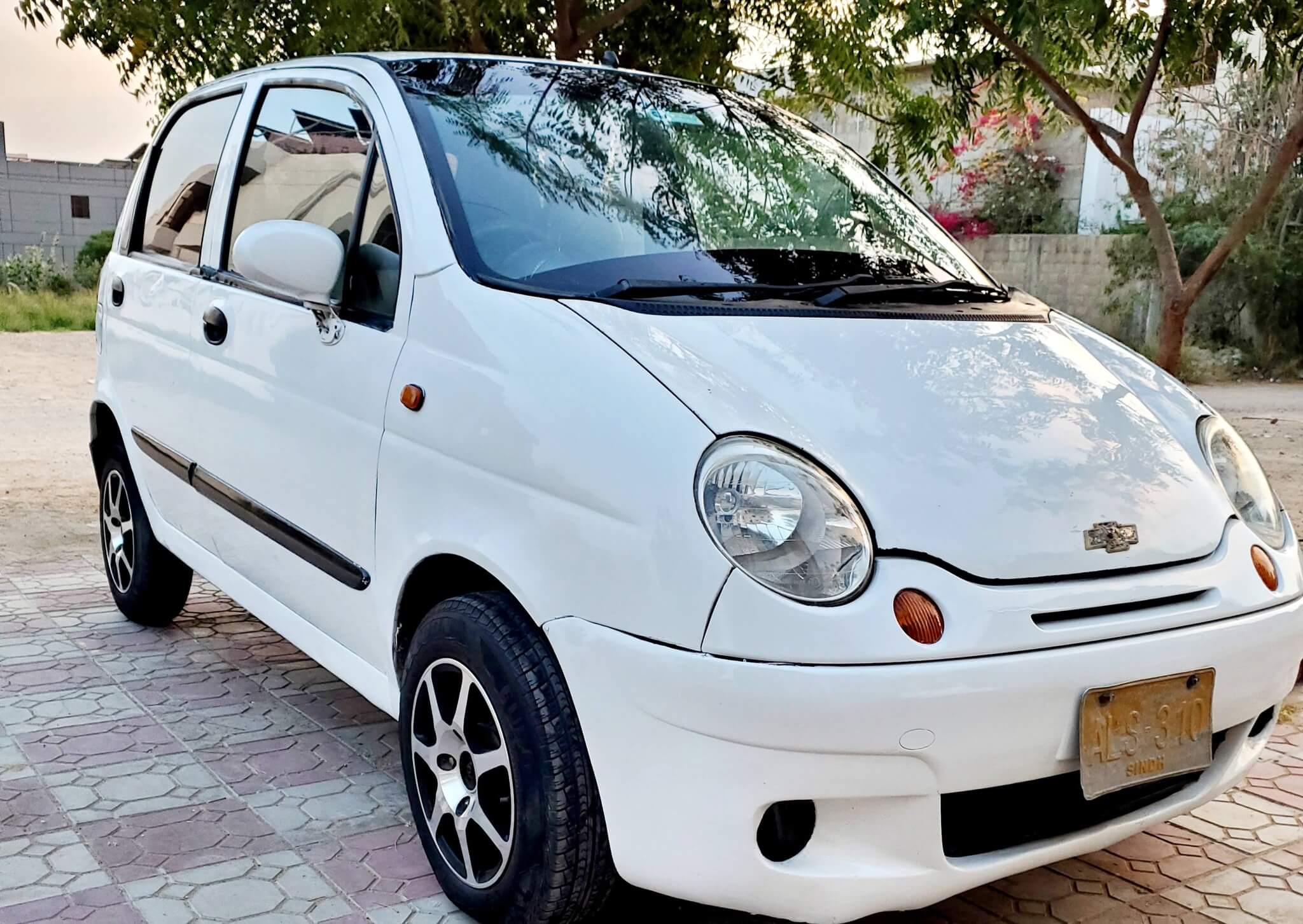 Chevy 2006 model in good running condition